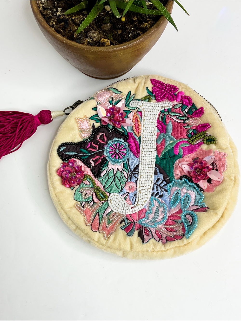 Anthropologie Beaded J Velvet Pouch Floral Tassel